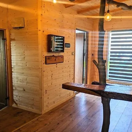 Lägenhet Luxurious, Spacious Apartment, Sauna Included Kołobrzeg