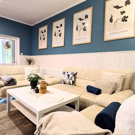 Luxurious, Spacious Apartment, Sauna Included Lägenhet
