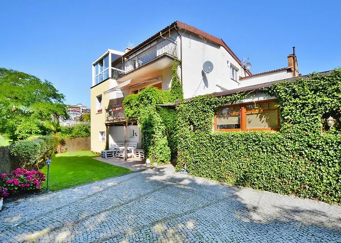 Luxurious, Spacious Apartment, Sauna Included Apartment *