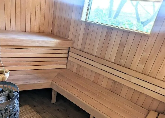 Apartment Luxurious, Spacious Apartment, Sauna Included